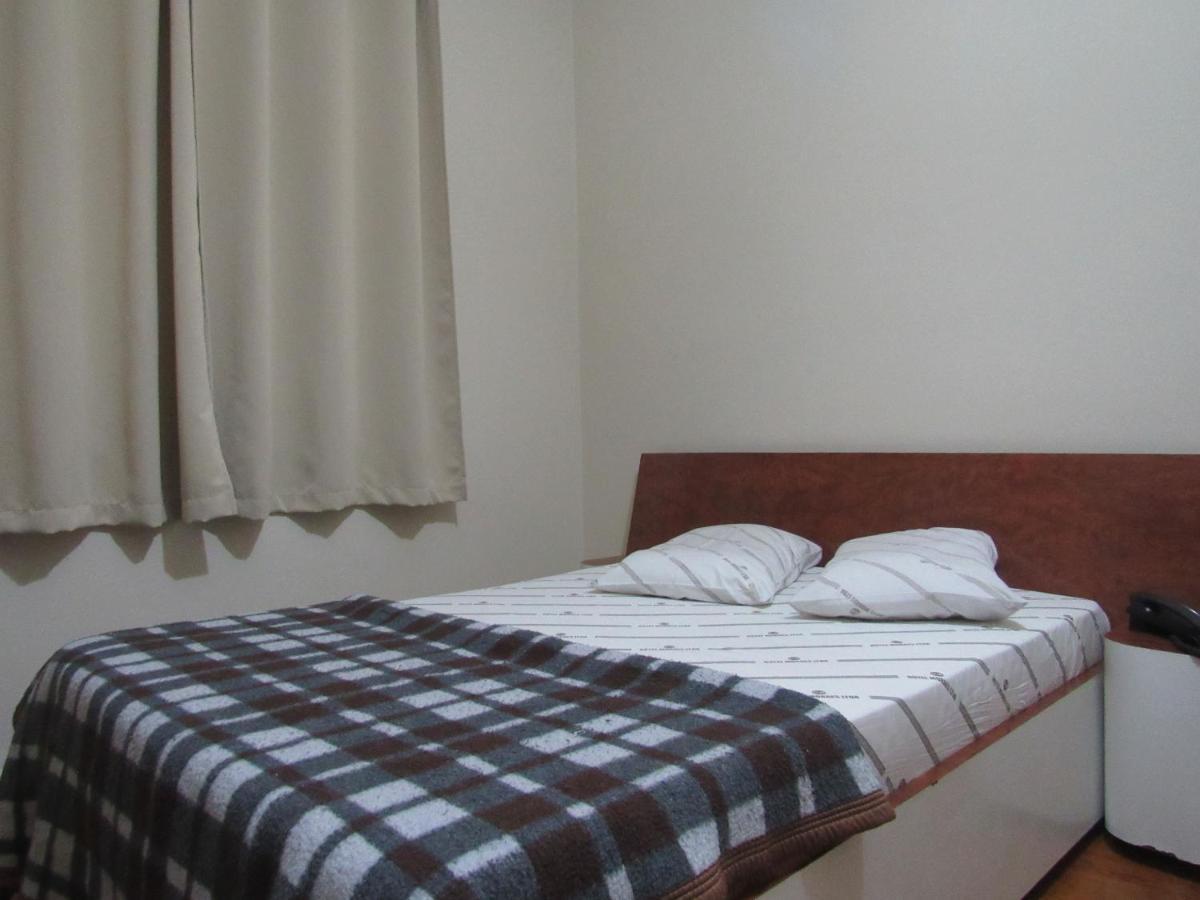 Hotel Moraes A 10 Minutos Da 25 De Marco,Bras,Bom Retiro,A 2 Minutos Do Mirante Sampa Sky E Pista De Skate Anhangabau São Paulo Exterior foto